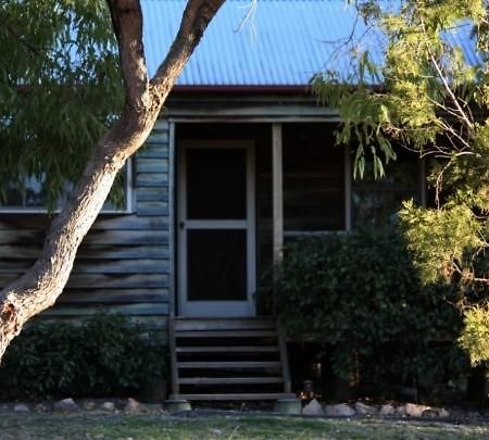Cypress Ridge Cottages Ballandean Quarto foto
